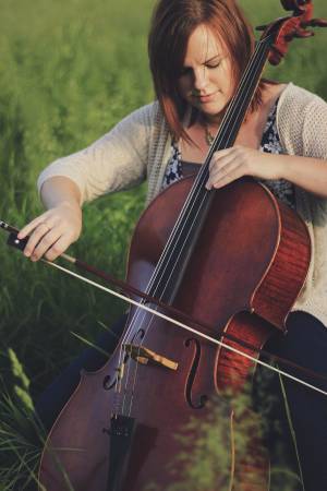 Professional cellist available for live showsevents, recording  (St. Louis area)