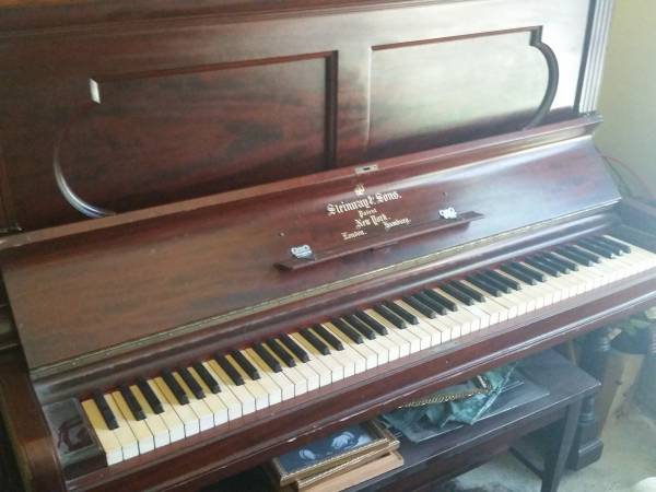 PROFESSIONAL PIANO MOVING (Greater Hartford Area)