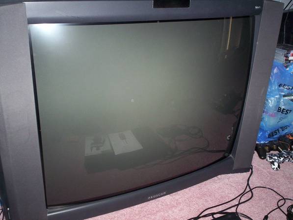 Proscan 36 Color TV with Remote control
