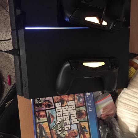 Ps4 two controllers and gta5