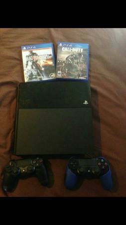 PS4 w 4 games