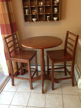 Pub Table w2 Chairs for Sale