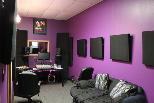 Purple Monkey Recording Studio (Dayton)