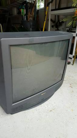 Quasar 29 inch TV (mt vernon)