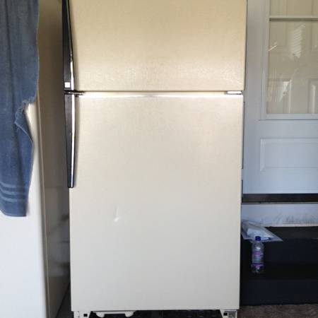 Refrigerator Amana 18 Cubic Foot