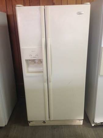 Refrigerator Whirlpool(ALMOND)30 DAY WARRANTY