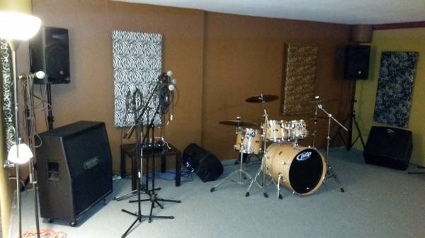 Rehearsal spaces  (15 hourly) (90 Galapago St. Denver Co.)