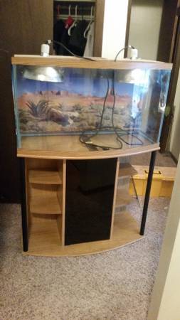 Reptile TANKFish tank with shelf cabinet (Ralston)