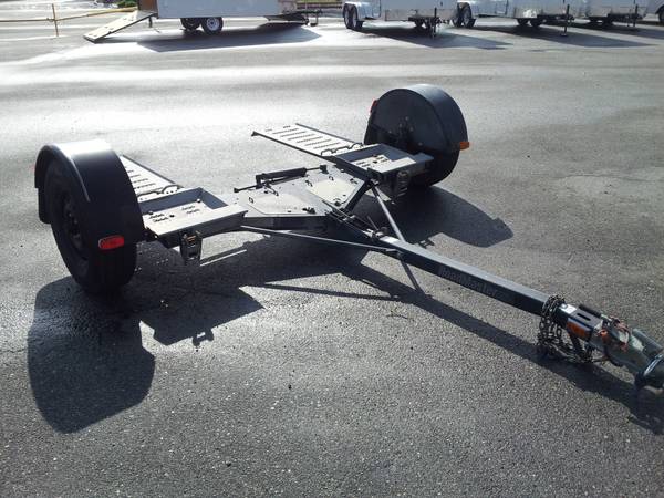 Roadmaster TOW DOLLY