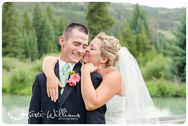 Romantic Wedding Photography (Wyoming)