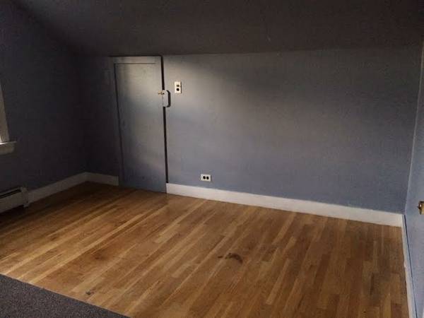Room for rent in single family home (Manchester, NH)