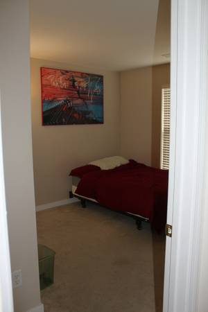 Room for rent wprivate bath, all utilities included (West end)