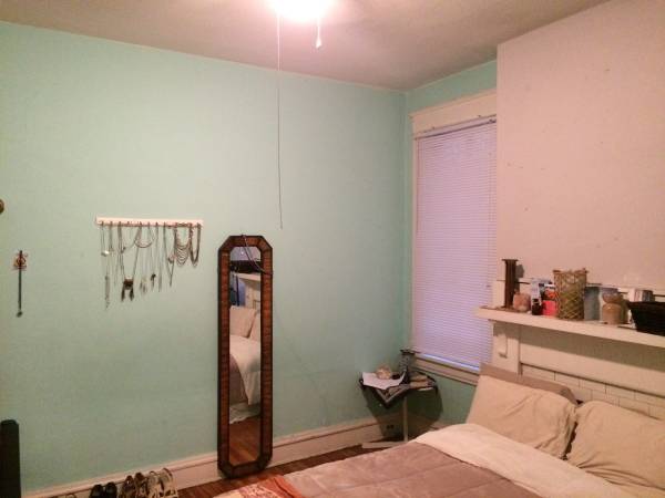 Room for Sublet near Carytown (The FanMuseum District)