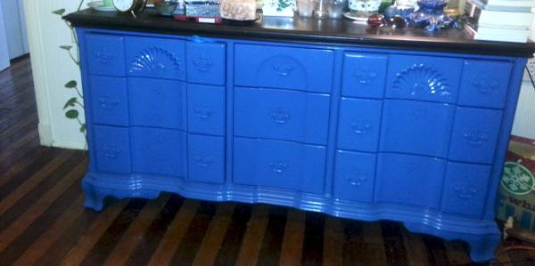 Royal blue chest of drawers