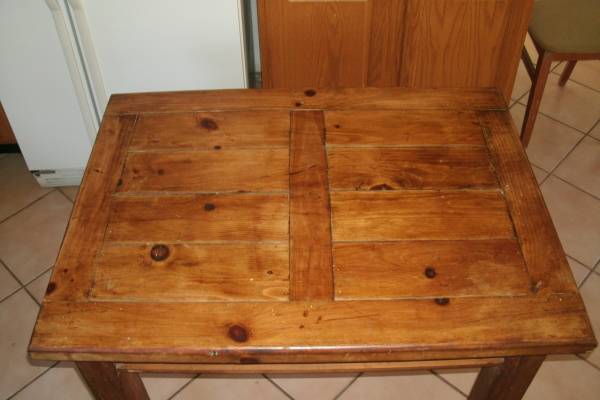 Rustic Wooden Table (Northridge)