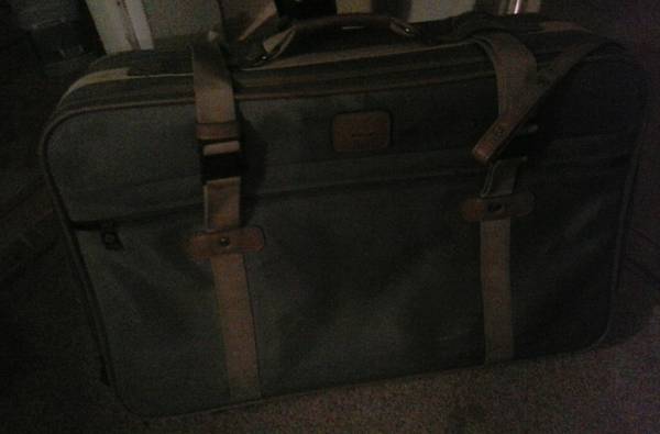 Samsonite Suitcase REDUCED