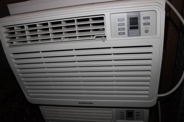 Samsung 10,500 BTU 115 Volt Air Conditioner