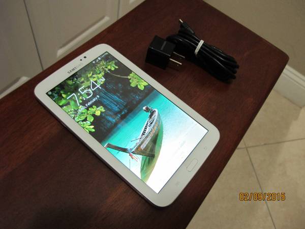 Samsung Tab 3, 16gb. 7inches. Wifi4G. LTE. Sprint. Like New