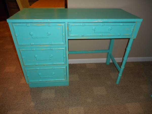 Shabby Chic Turquoise Bamboo Design Desk