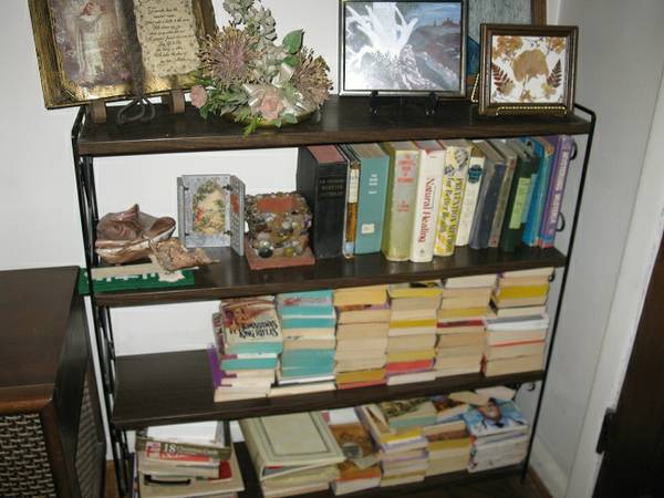 Shelves and Book Cases (Hillsboro)