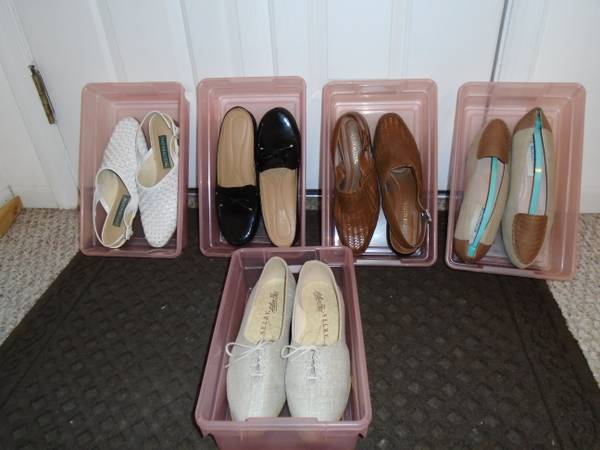 SHOES SHOES GALORE SIZE 10 MOST NEVER WORN