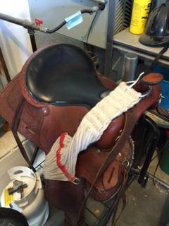 Simco Leather Saddle