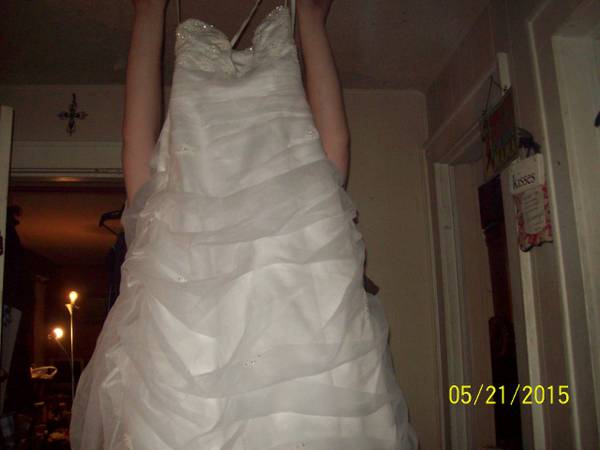 size 6 wedding dress white
