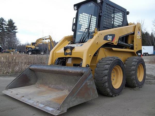 SKIDSTEER 2011 CAT 236 B3 with 2