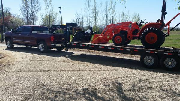 Small acreage tractor work (Caldwell)