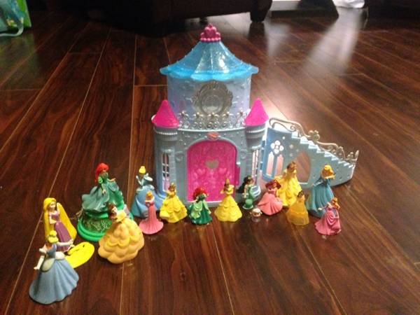 Small castle with 14 Disney Princess Figurines  Ariel music box  tiny fairy go