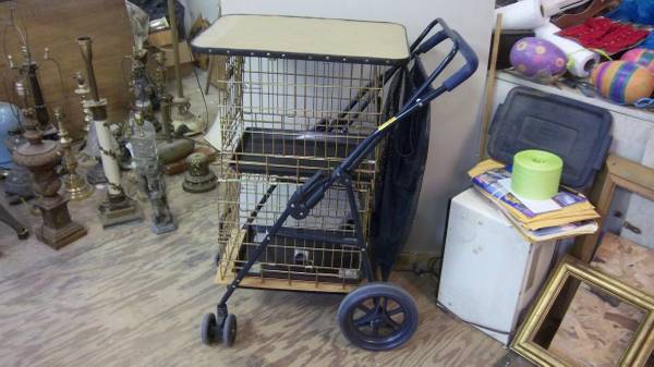 small dog trolley for next to show ring (joppa)