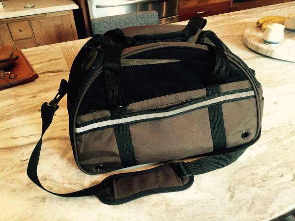 Small Pet Carrier (Anchorage)