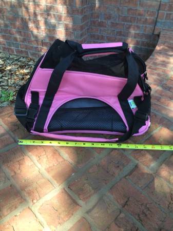 Small Puppy Pet Carrier (Vancleave, MS)