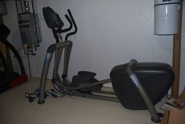 Smooth Fitness Commercial Elliptical
