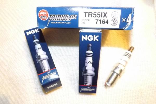 SPARK PLUGS NGK IRIDIUM (6) NEW