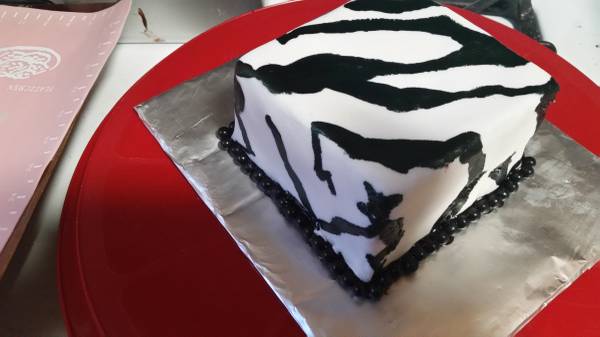 Specialty cakes at reasonable rates (Bed Stuy, Brooklyn)