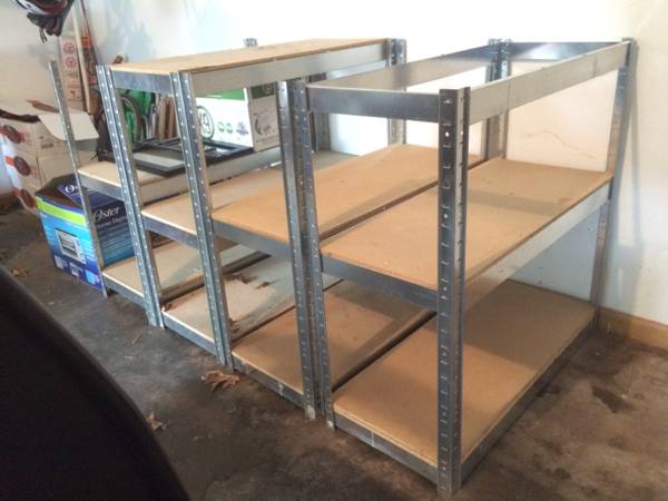 Stackable garage shelves