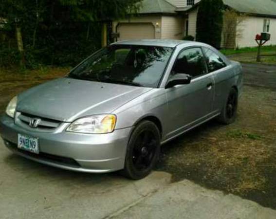 STOLEN 2001 Silver Honda Civic (gresham)