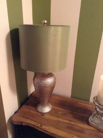 Table lamp