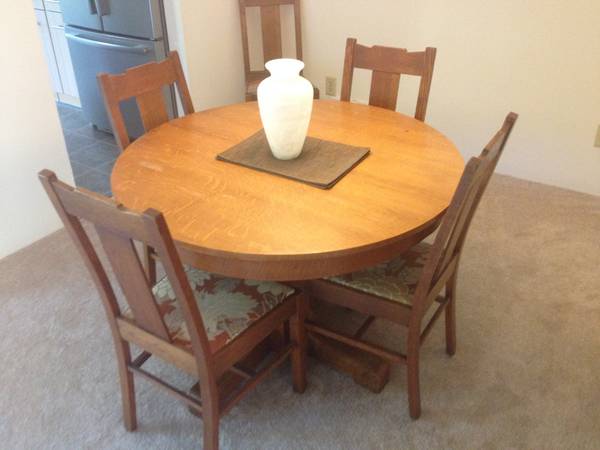 Tiger Oak Table