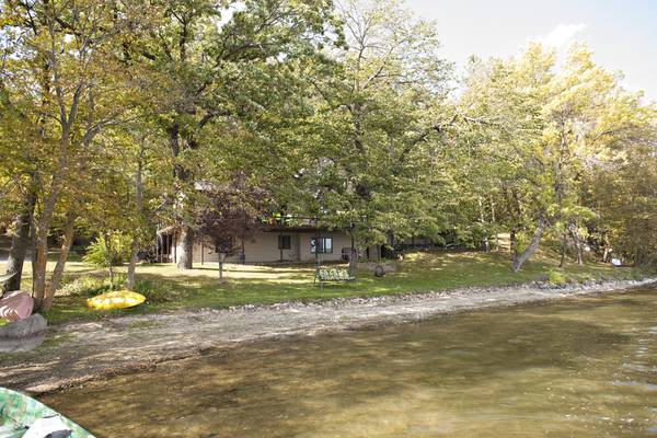 Toad Lake Home with great shore line, 288 (Detroit Lakes)