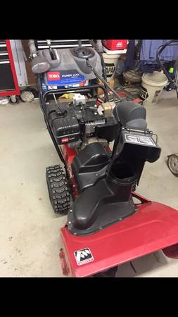 Toro 826 le Snowblower