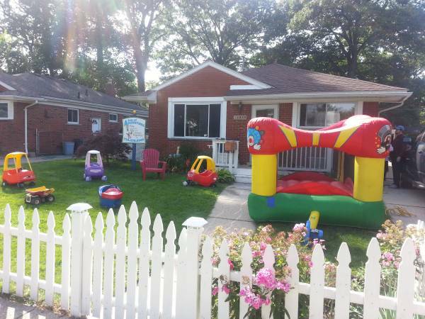 Tots of Adventure licensed home daycare (S. Redfordlivoniasouthfielddetroit)