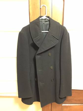 Trenton Sportswear Navy Pea Coat (size 40)