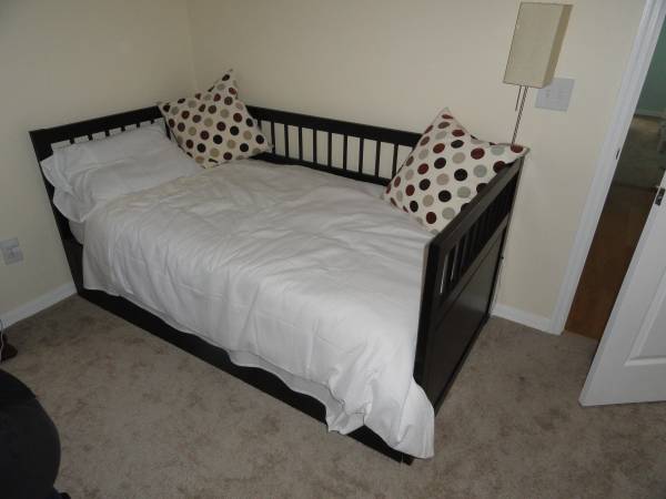 Trundle Bed