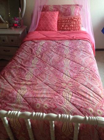 Twin Size Bed with Girls bedding