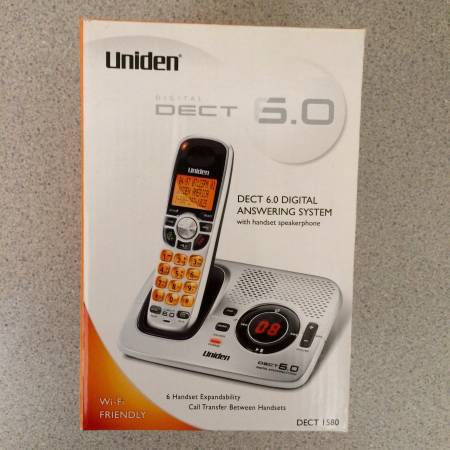 Uniden DECT1580 6.0 Silver Cordless Digital Answering SystemLike New