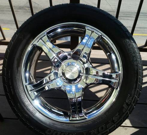 Universal racing rims and tires