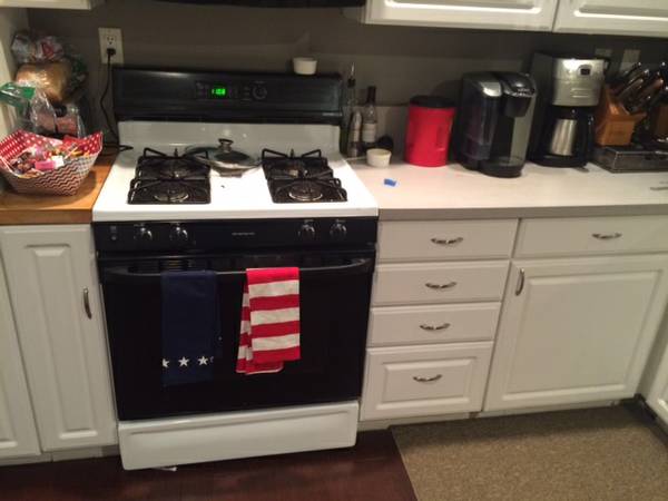 Used Hotpoint Gas Range for Sale