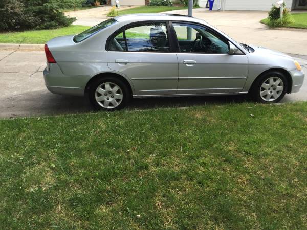 Very dependable 01 Honda Civic EX